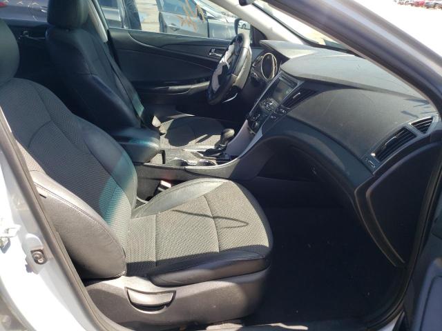 Photo 5 from auction – 2011 HYUNDAI SONATA SE with VIN 5NPEC4AC2BH290521