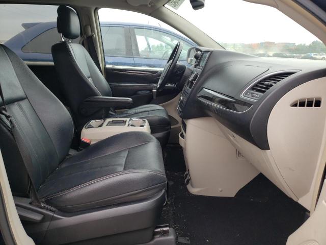 Photo 5 from auction – 2014 CHRYSLER TOWN & COU with VIN 2C4RC1BG8ER255992