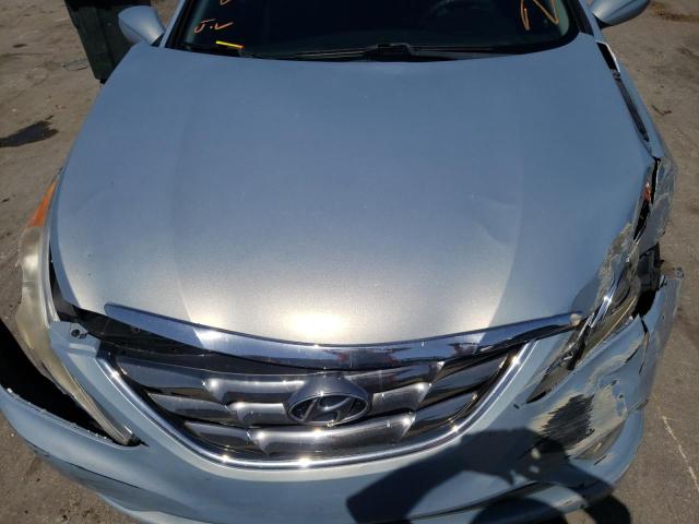Photo 7 from auction – 2011 HYUNDAI SONATA SE with VIN 5NPEC4AC2BH290521