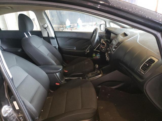 Photo 5 from auction – 2017 KIA FORTE LX with VIN 3KPFK4A73HE139680
