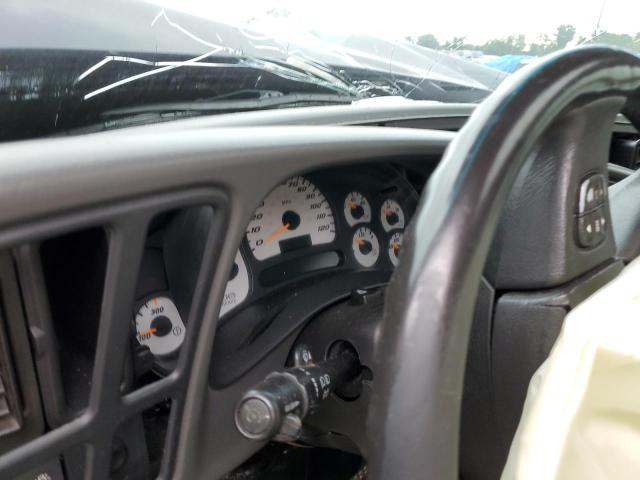 Photo 8 from auction – 2005 CHEVROLET SILVERADO with VIN 2GCEK19N851241787