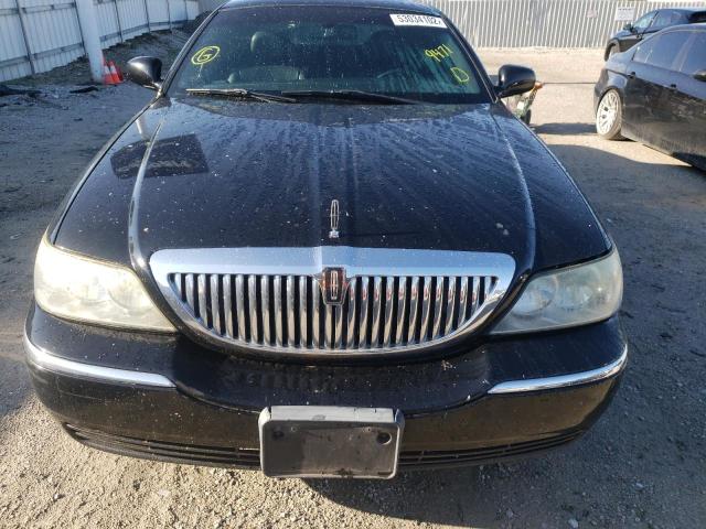 Photo 9 from auction – 2010 LINCOLN TOWN CAR E with VIN 2LNBL8EV2AX629471