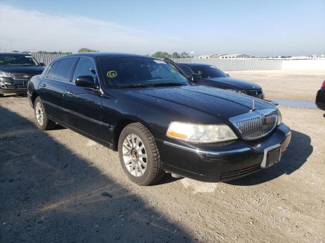 LINCOLN TOWN CAR E 2010 with VIN 2LNBL8EV2AX629471 - Photo from auction