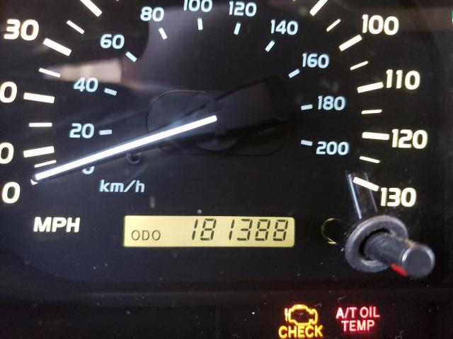 Photo 8 from auction – 2002 LEXUS LX 470 with VIN JTJHT00W623516473