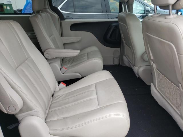 Photo 6 from auction – 2015 CHRYSLER TOWN & COU with VIN 2C4RC1BG8FR661577