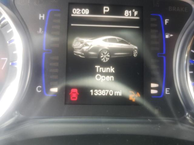 Photo 8 from auction – 2015 CHRYSLER 200 LIMITE with VIN 1C3CCCAB1FN739089