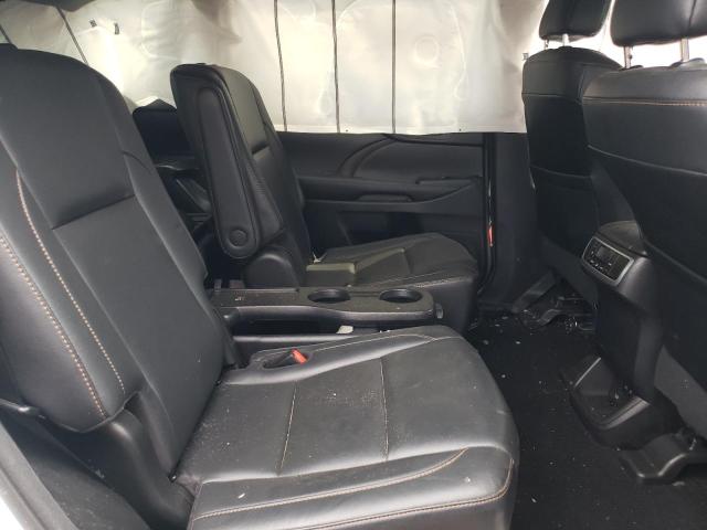 Photo 6 from auction – 2017 TOYOTA HIGHLANDER with VIN 5TDJZRFH7HS409486