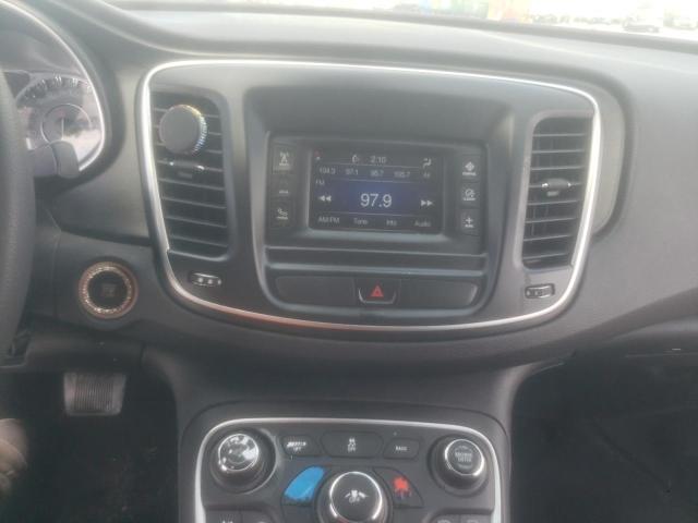 Photo 9 from auction – 2015 CHRYSLER 200 LIMITE with VIN 1C3CCCAB1FN739089
