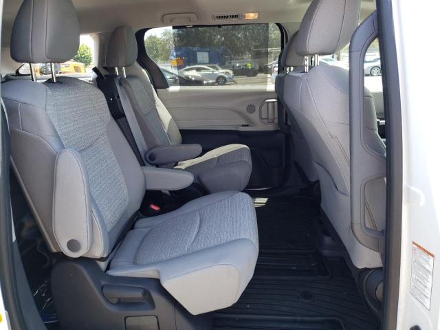 Photo 6 from auction – 2022 TOYOTA SIENNA LE with VIN 5TDBRKEC7NS089048