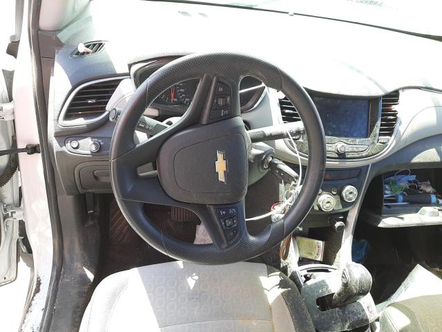 Photo 9 from auction – 2020 CHEVROLET TRAX LS with VIN 3GNCJKSB4LL298278