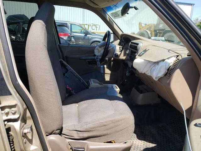 Photo 5 from auction – 2001 FORD EXPLORER S with VIN 1FMZU77E81UC13001
