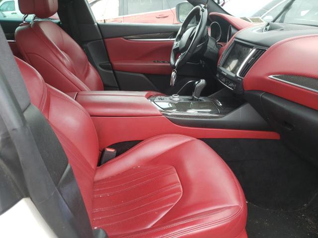 Photo 5 from auction – 2017 MASERATI LEVANTE LU with VIN ZN661XUL3HX212543