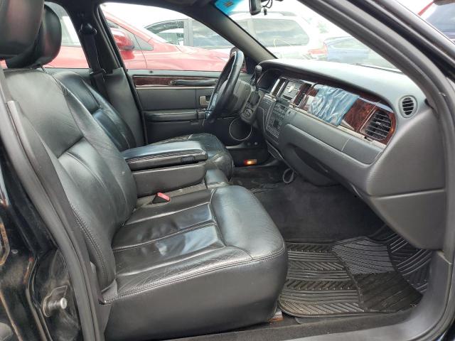 Photo 5 from auction – 2011 LINCOLN TOWN CAR E with VIN 2LNBL8EV9BX761788