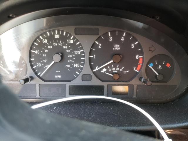 Photo 8 from auction – 2003 BMW 325 XIT with VIN WBAEP33463PF03013