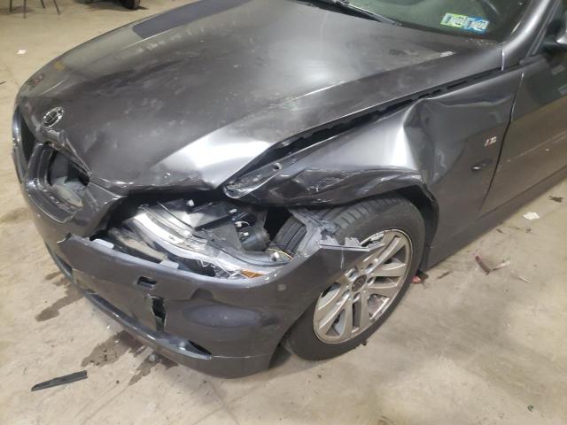 Photo 9 from auction – 2006 BMW 325 XI with VIN WBAVD13556KV08904