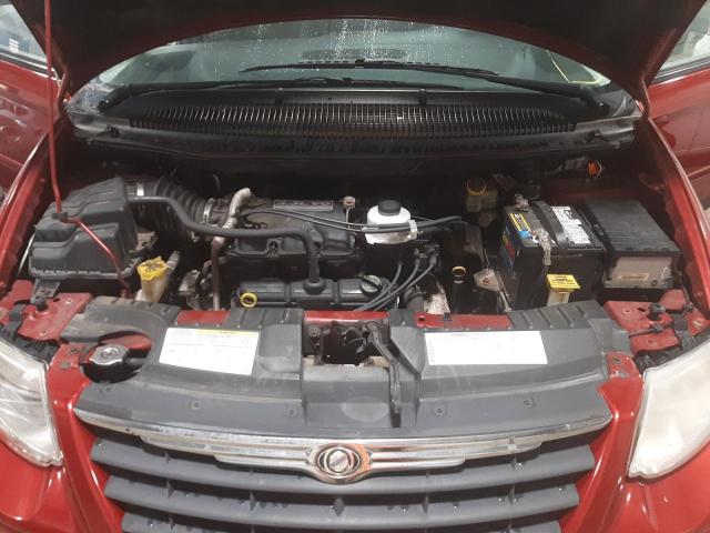 Photo 7 from auction – 2006 CHRYSLER TOWN&COUNT with VIN 2A4GP44R06R840105