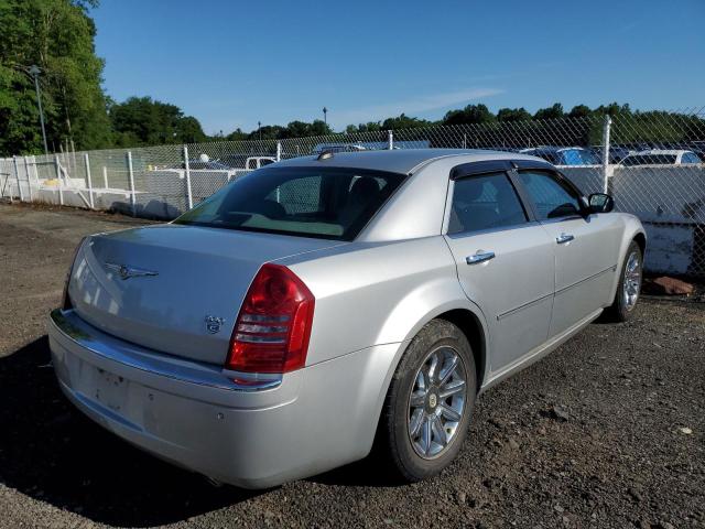 Photo 4 from auction – 2005 CHRYSLER 300C with VIN 2C3AA63H15H635774
