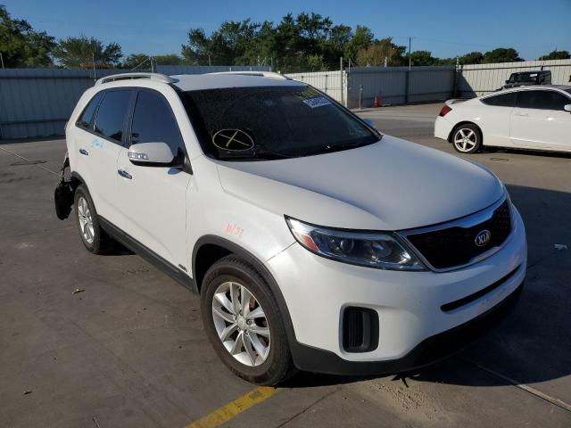 KIA SORENTO LX 2015 with VIN 5XYKTDA78FG650040 - Photo from auction