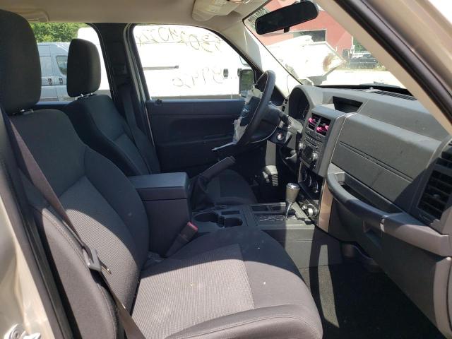 Photo 5 from auction – 2009 JEEP LIBERTY SP with VIN 1J8GP28K59W535677