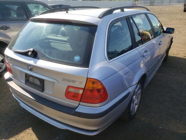 Photo 4 from auction – 2003 BMW 325 XIT with VIN WBAEP33463PF03013
