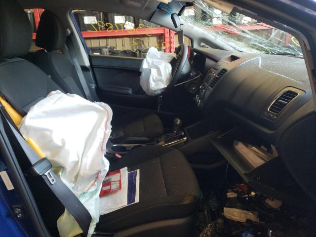 Photo 5 from auction – 2017 KIA FORTE LX with VIN 3KPFK4A77HE083291
