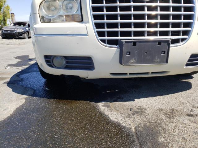 Photo 9 from auction – 2010 CHRYSLER 300 TOURIN with VIN 2C3CA5CV0AH139772