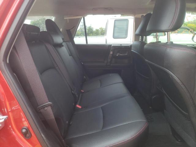 Photo 6 from auction – 2018 TOYOTA 4RUNNER SR with VIN JTEBU5JR7J5515827