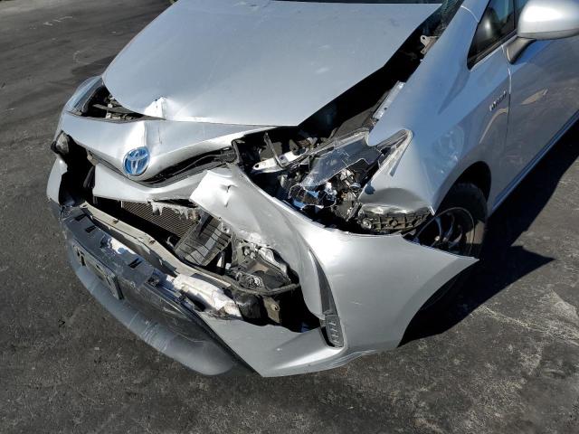 Photo 9 from auction – 2015 TOYOTA PRIUS V with VIN JTDZN3EU6FJ037319