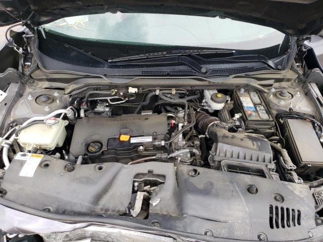 Photo 7 from auction – 2017 HONDA CIVIC LX with VIN 2HGFC2F51HH552034