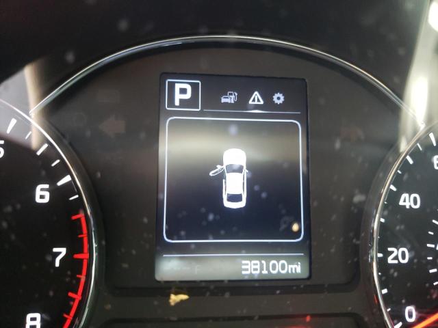 Photo 8 from auction – 2018 KIA FORTE LX with VIN 3KPFK4A79JE278637