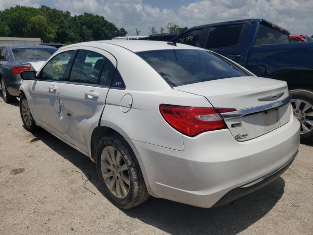 Photo 3 from auction – 2014 CHRYSLER 200 TOURIN with VIN 1C3CCBBG0EN113889