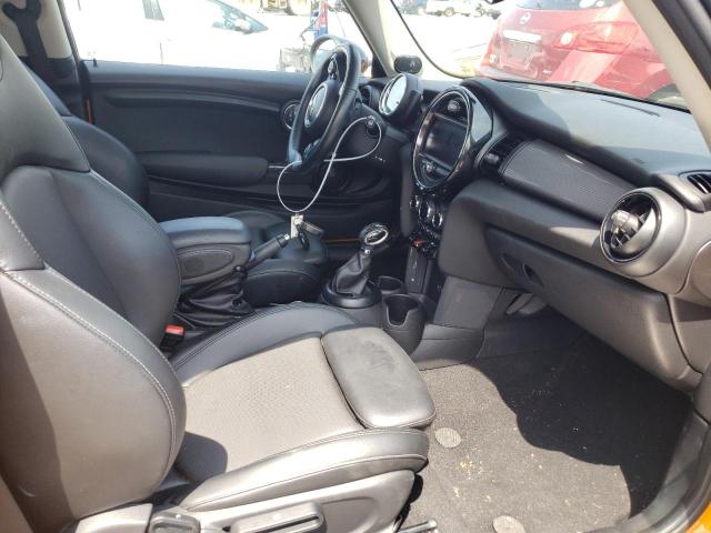 Photo 5 from auction – 2017 MINI COOPER with VIN WMWXP5C59H3B77932