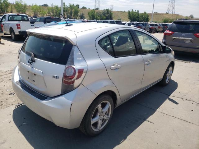 Photo 4 from auction – 2013 TOYOTA PRIUS C with VIN JTDKDTB30D1051245