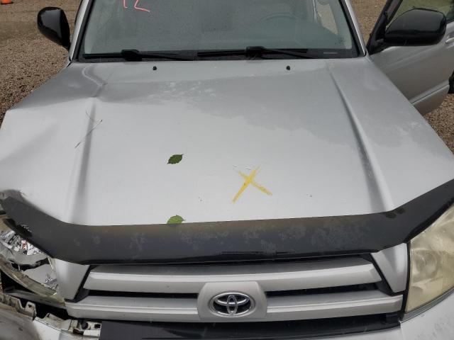 Photo 7 from auction – 2004 TOYOTA 4RUNNER SR with VIN JTEBU14RX40033441