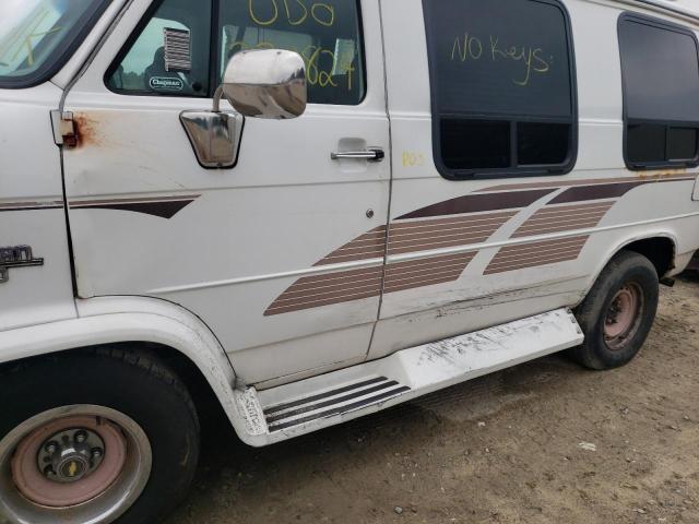 Photo 9 from auction – 1994 CHEVROLET G20 with VIN 1GBEG25Z4RF120354