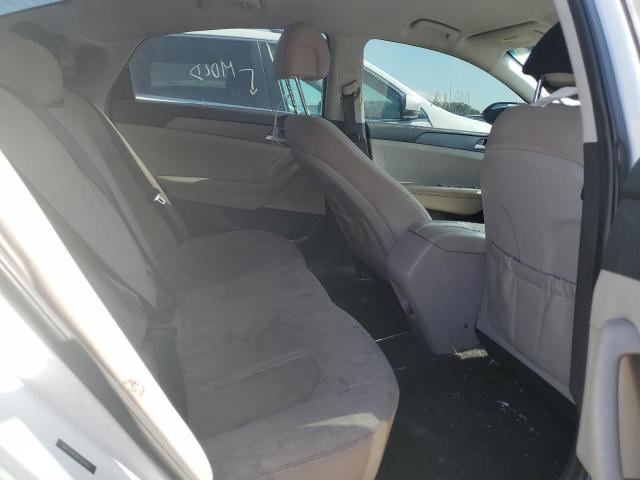 Photo 6 from auction – 2017 HYUNDAI SONATA SE with VIN 5NPE24AF4HH509307