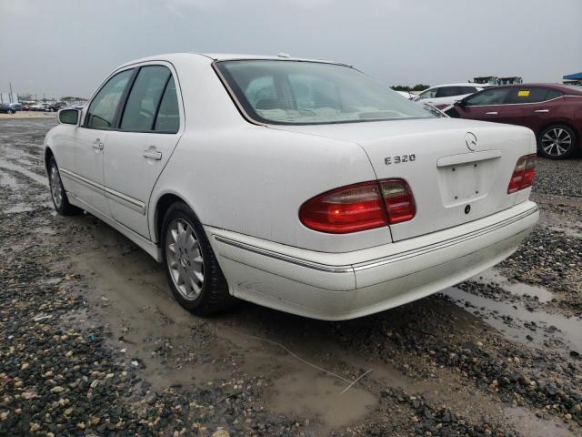 Photo 3 from auction – 2000 MERCEDES-BENZ E 320 with VIN WDBJF65J0YB079482