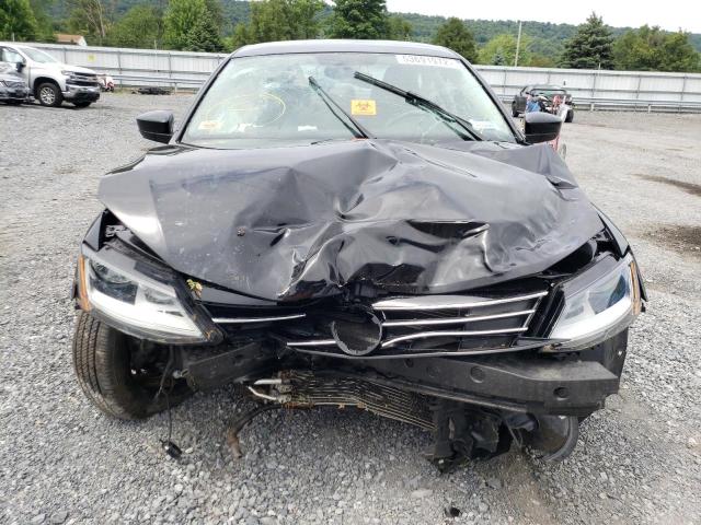 Photo 9 from auction – 2017 VOLKSWAGEN JETTA S with VIN 3VW2B7AJ5HM319791