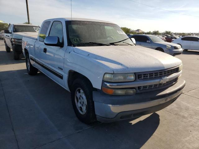 CHEVROLET SILVERADO 2002 with VIN 2GCEC19V521286758 - Photo from auction