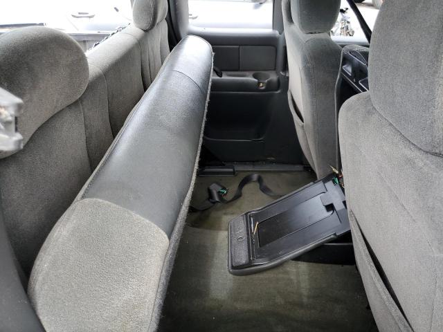 Photo 6 from auction – 2003 CHEVROLET SILVERADO with VIN 2GCEC19T031283945