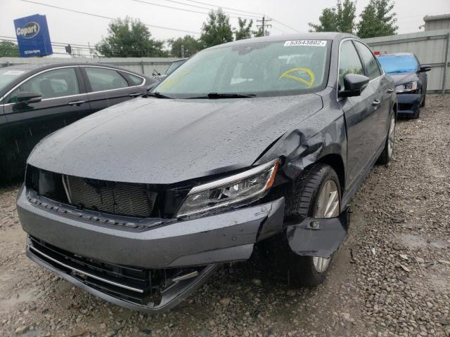 Photo 10 from auction – 2017 VOLKSWAGEN PASSAT SEL with VIN 1VWCM7A34HC017555
