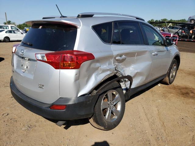 Photo 4 from auction – 2015 TOYOTA RAV4 XLE with VIN JTMRFREV5FD171892