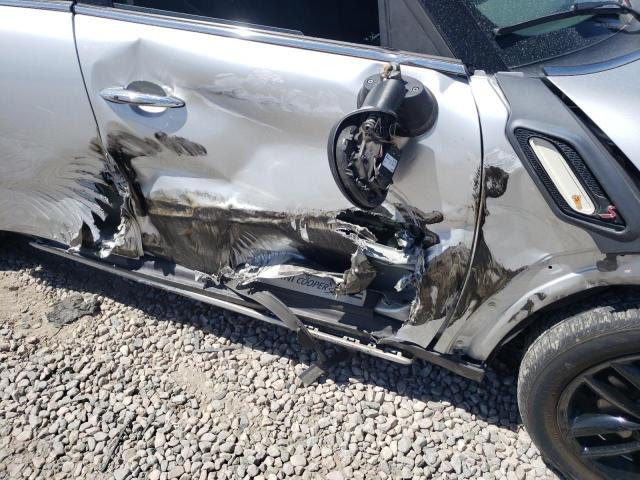 Photo 9 from auction – 2016 MINI COOPER S C with VIN WMWZC5C51GWU20986