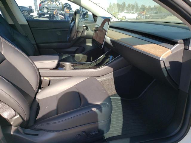 Photo 5 from auction – 2018 TESLA MODEL 3 with VIN 5YJ3E1EB5JF054640