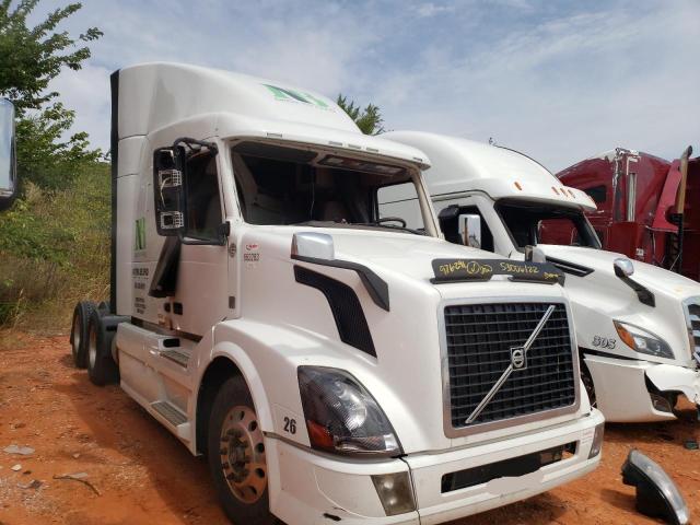Photo 1 from auction – 2017 VOLVO VN VNL with VIN 4V4NC9EH1HN976291