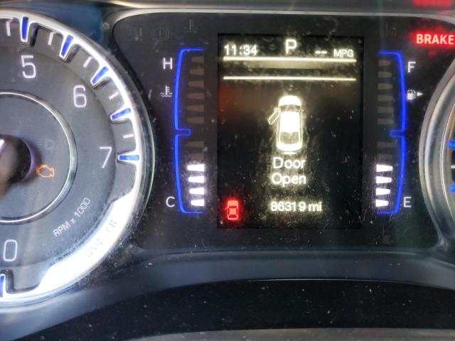 Photo 8 from auction – 2015 CHRYSLER 200 LIMITE with VIN 1C3CCCAB4FN526752