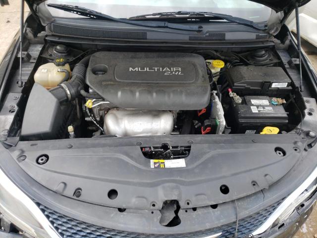 Photo 7 from auction – 2015 CHRYSLER 200 LIMITE with VIN 1C3CCCAB3FN552033