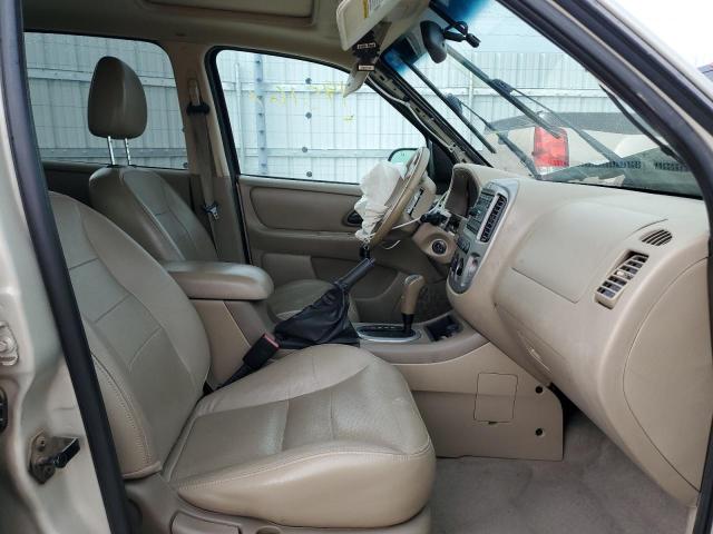 Photo 5 from auction – 2005 FORD ESCAPE LIM with VIN 1FMCU941X5KA17548