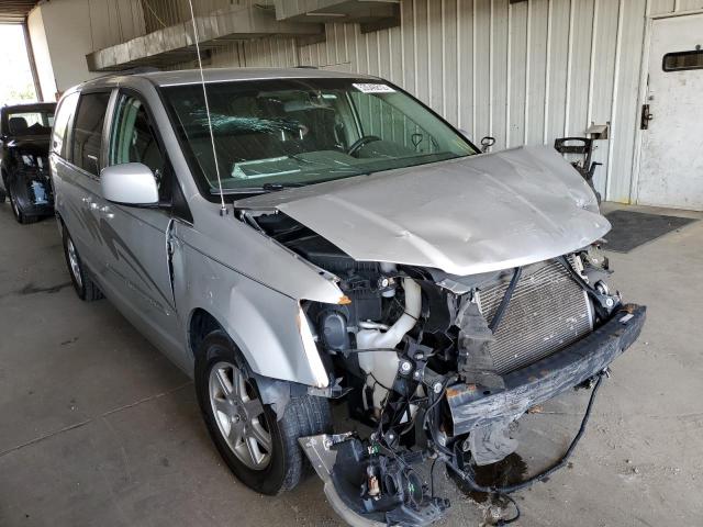 CHRYSLER TOWN & COU 2011 with VIN 2A4RR5DG1BR641629 - Photo from auction
