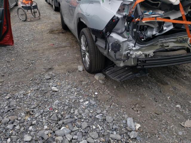 Photo 9 from auction – 2021 TOYOTA HIGHLANDER with VIN 5TDEBRCH8MS037774